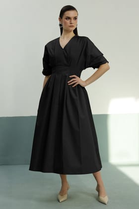 Meghan Dress: Black-XS