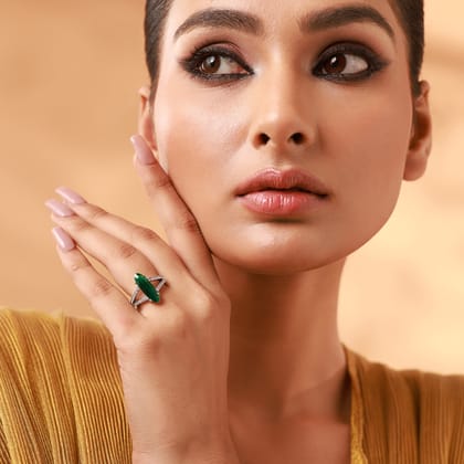Ella Diamond Ring-CZ DIAMOND STONES / EMERALD