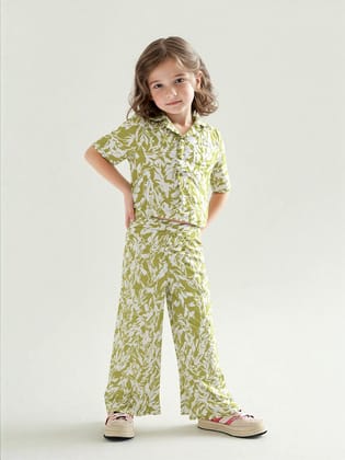 Girl's Printed Relaxed Fit Co-Ord Set  [GCS-7386] (4-12 Years)-4-5Y (Size - 24) / Rayon