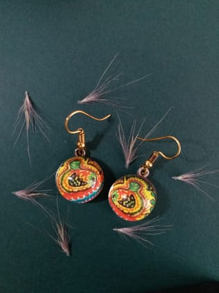 PRETTY LITTLE CIRCLE GLASS EARRINGS