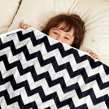 Black and White Chevron AC Quilt Comforters for Kids-Kids / Black and White / KU1116