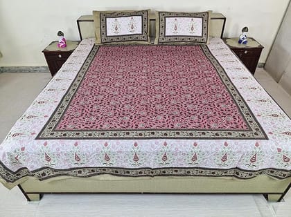 Bedsheet Set with Pillow Covers, Maroon and White Vibrant Colors,Size 210 cm X 226 X cm, Best use at Single Bed and Deewan.