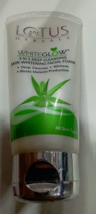 Lotus herbals white glow 3in 1 deep cleansing skin whitening facial foam 100g Lotus herbals white glow 3in 1 deep cleansing skin whitening facial foam 100g