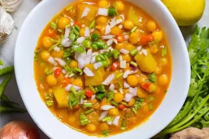 Matar Ghugni [400 Ml]
