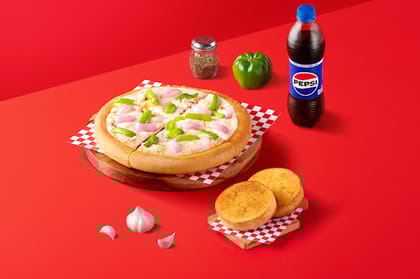 Classic Onion & Capsicum (Personal) With Garlic Bread And Pepsi