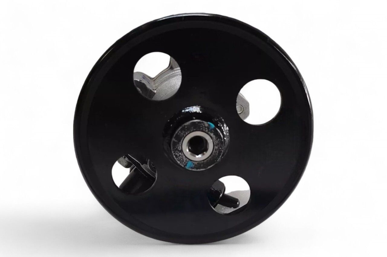 Sona Mandira Power Steering Pump AV883406