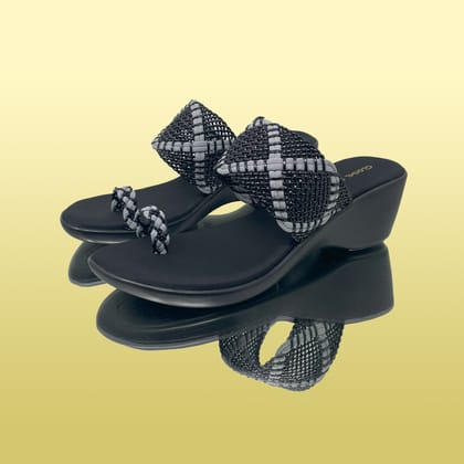 Noir Knitted Wedges-Black / 36