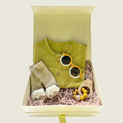 Baby Boy Gift Hamper-0-6 months