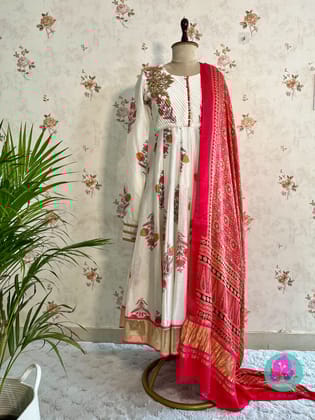 Paneled floral Chanderi silk anarkali with Ajrakh print dupatta-S
