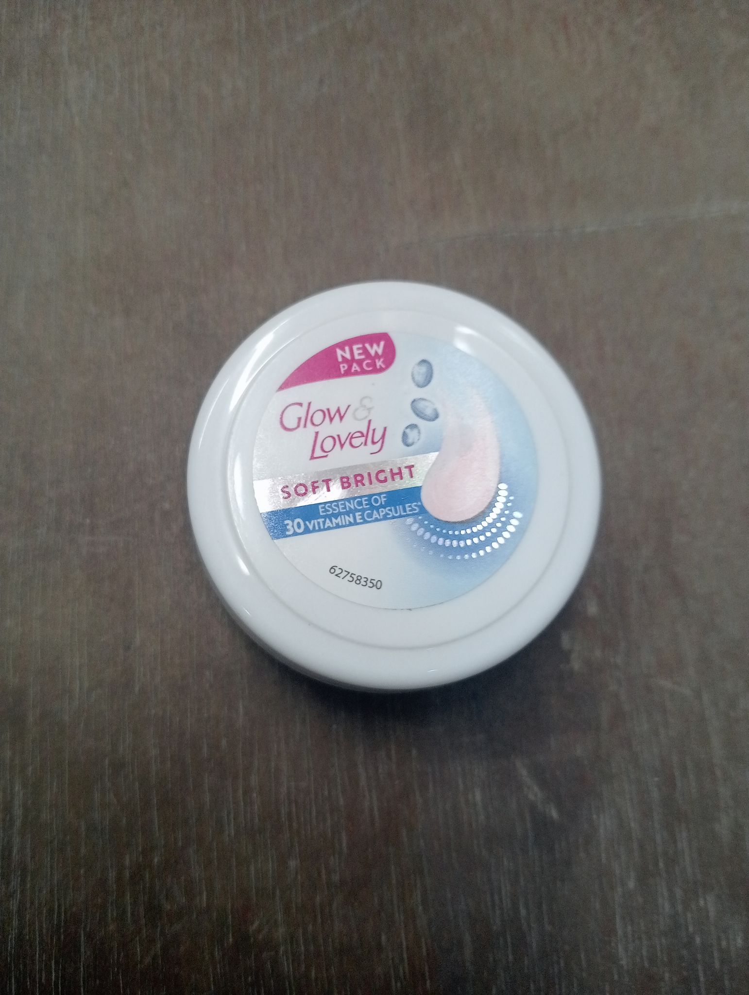 Glow& Lovely Soft bright 