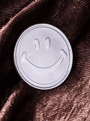 Smiley 10 gram 999 Round Silver Coin