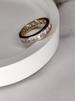Zircon Band Ring-8