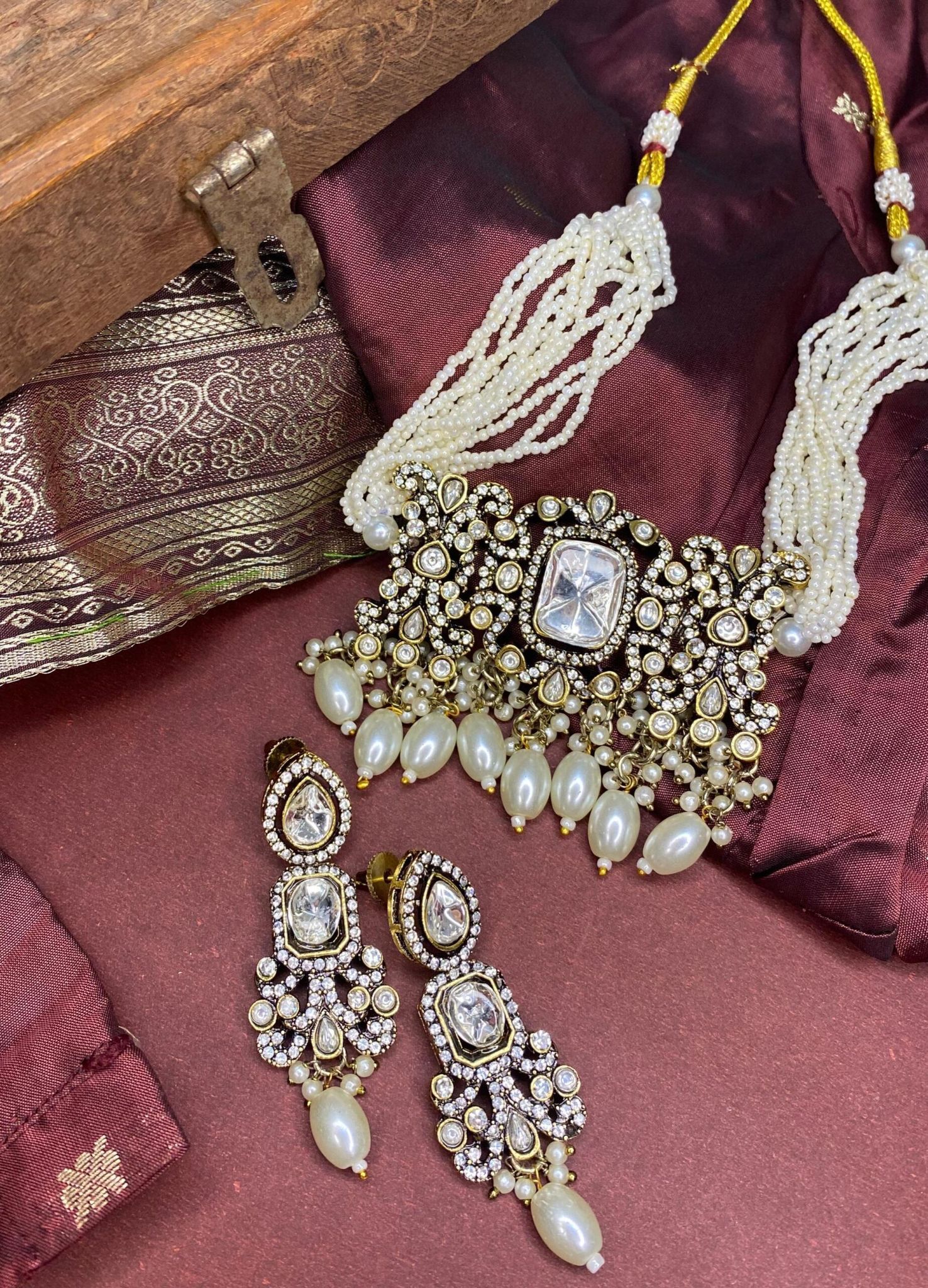 Rajnandini Moissanite Set