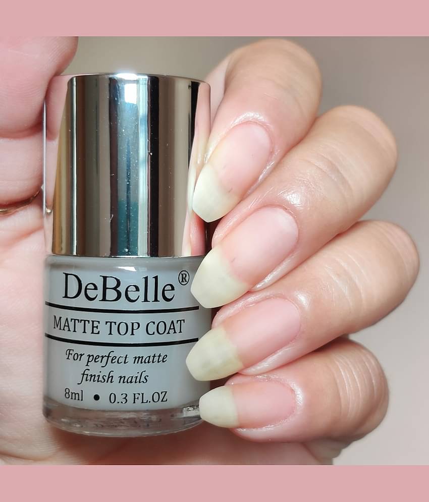DeBelle White Matte Gel Coat 8 ( Pack of 1 )