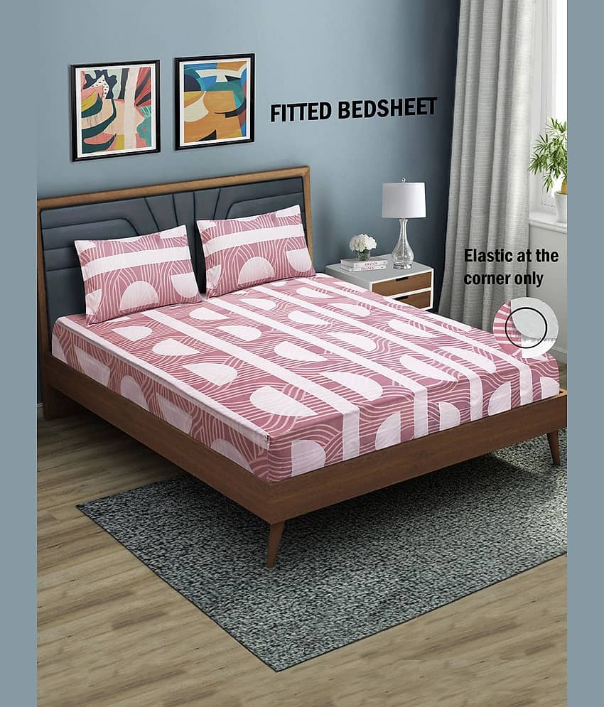 Home Candy Microfibre Geometric 1 Bedsheet with 2 Pillow Covers - Mauve