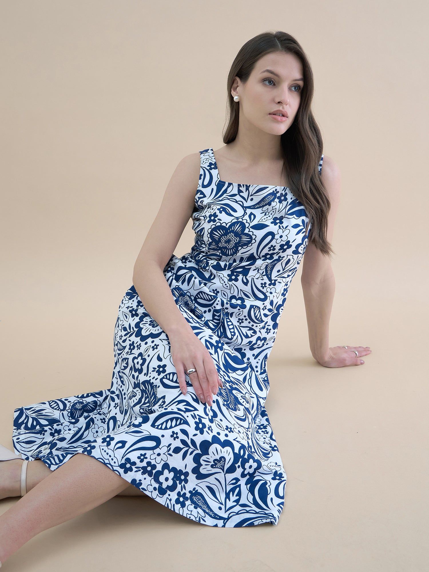 Blue-White Floral Printed Square Neck Sleeveless Fit & Flare Midi Dress-XS