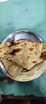 Paneer Stuffed Paratha With Curd