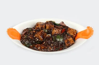 Cottage Cheese In Black Pepper Sauce