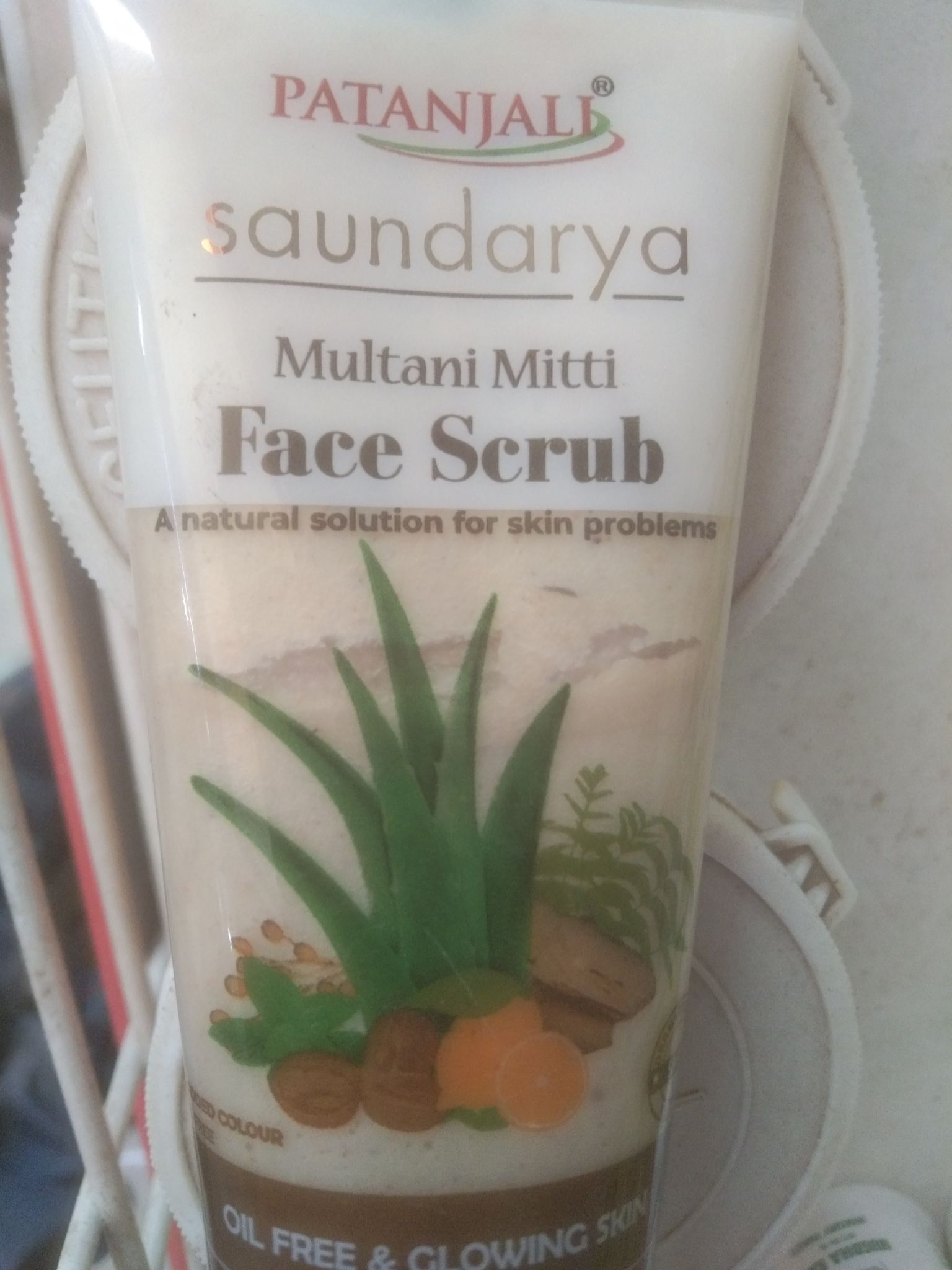 Patanjali Saundarya Multani mitti Face scrub 60 g 