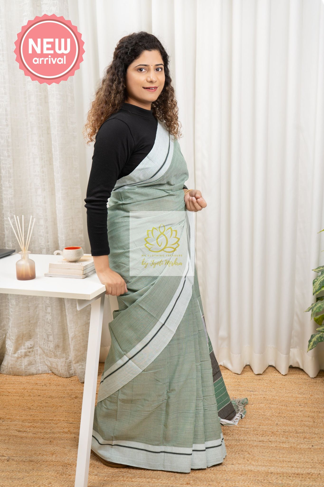 Light Green Patteda Anchu Cotton Saree With Light Green Border