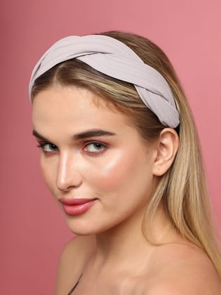 Versatile Vibe: The Fashion-Forward Fabric Hairband-Hair Accessory