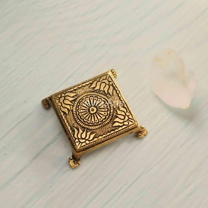 Brass Small Chowki for Gifting Home Décor and Pooja paat - 2.5 Inch Length