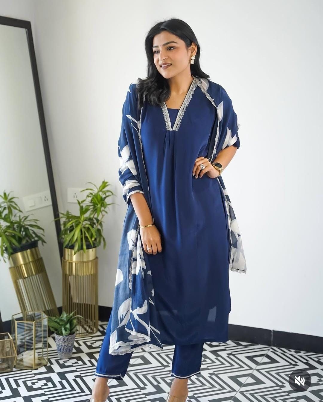 AALIYA CUT PRETTY OUTFIT-S