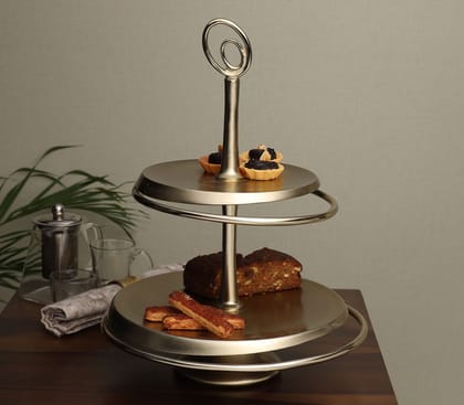 Resplendent Cake holder