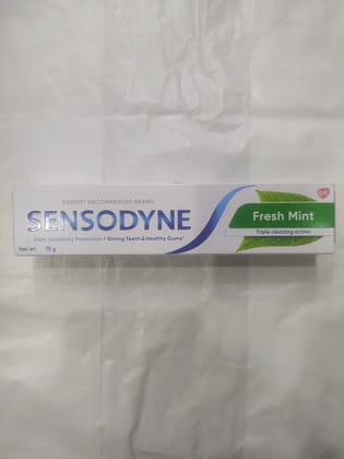 Sensodyne Fresh mint Triple cleaning action 