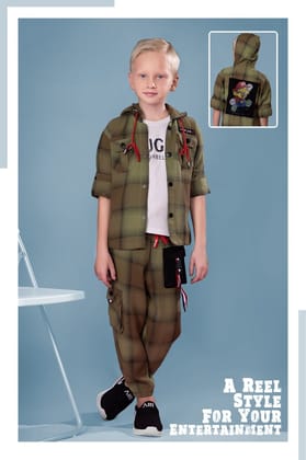 Boys Green Stylish Hooded Chex Shirt & Stylish Pant Set With Printed T-Shirt Co-Ord Set-16044 GRN / Green / 28