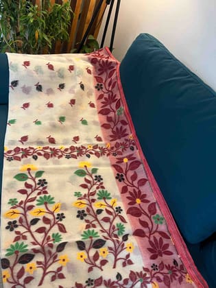 Bengal Jamdani (Phool Buti vertical floral vine motifs) Bengal Jamdani (Phool Buti vertical floral vine motifs)