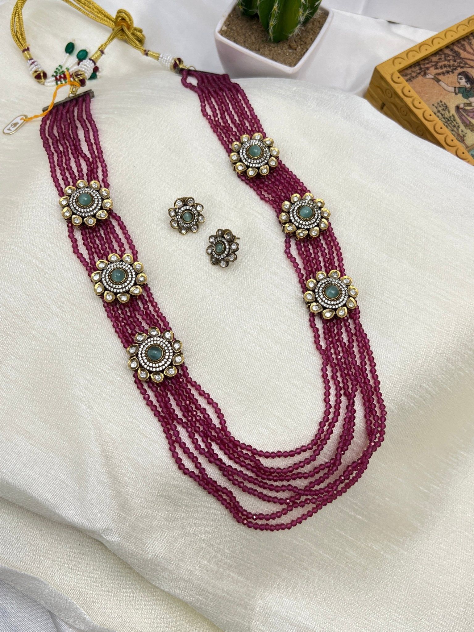 Victorian Necklace Set 064