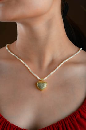 Diamond Heart Pearl Necklace