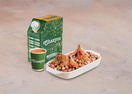 Desi Chai With Samosa Matar Chaat