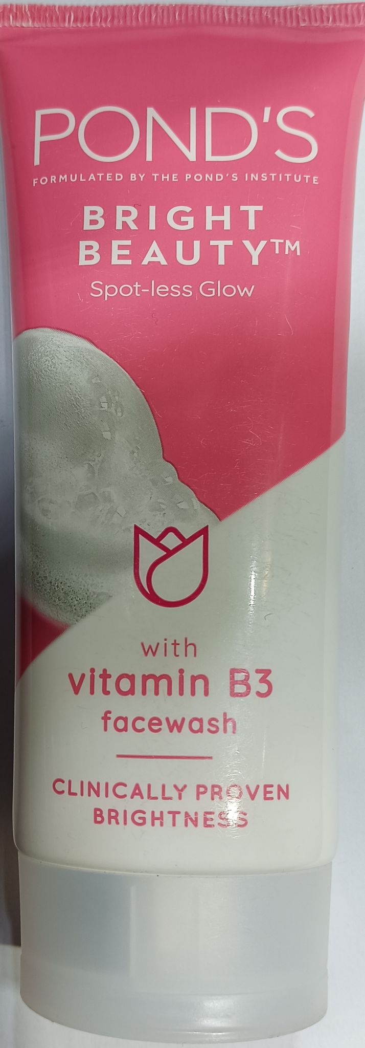 Ponds Bright Beauty fash wash