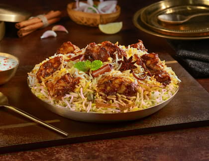 Dhaba Chicken Mughal Biryani