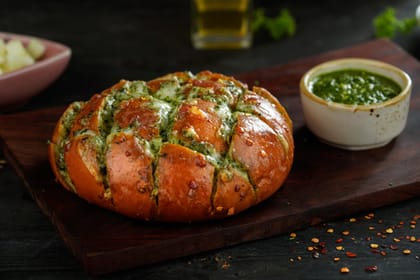 Korean Cheese Bun with Pesto