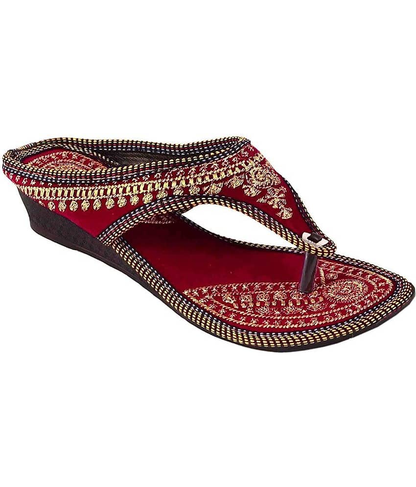 Apratim Red Ethnic Footwear