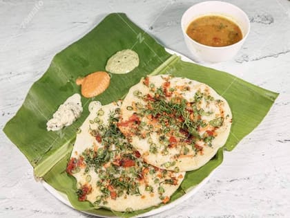 Mix Veg Uthappam [2 Uthappam]