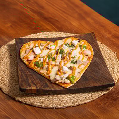 Crispy Peppy Paneer Pizza