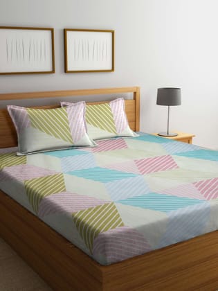 Green & Blue Geometric Printed 300 TC Fitted King Bedsheet &  2 Pillow Covers
