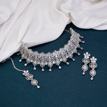 Sparkling Opulence Choker Necklace-White / Rhodium