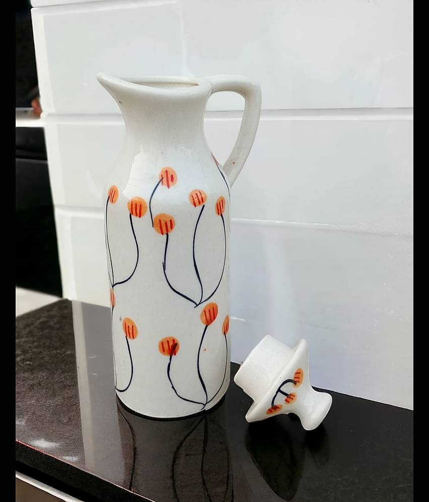 Malaikah Oil Dispenser Ceramic Off White Oil Container ( Set of 1 )