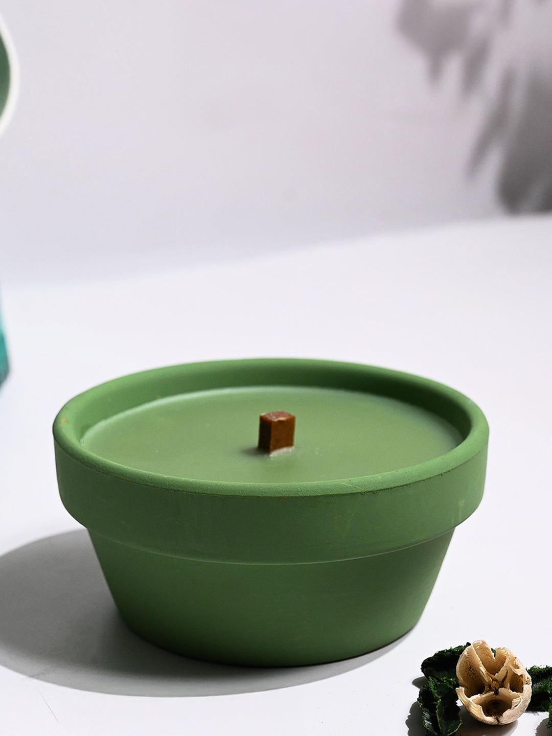 Green Potted Scented Candle with Wooden Wick
