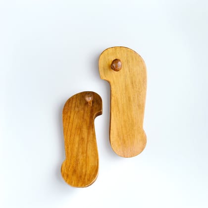 Pine Wood Handcrafted Khadau for Temple Decoration | Charan Paduka  Mandir Puja Ghar Decoration Item | 1 Pair