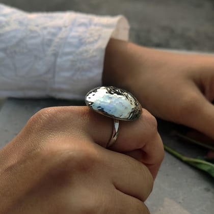 Pebble ring