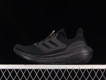 adidasMens Ultraboost Light 23 - Triple Black-Euro 41