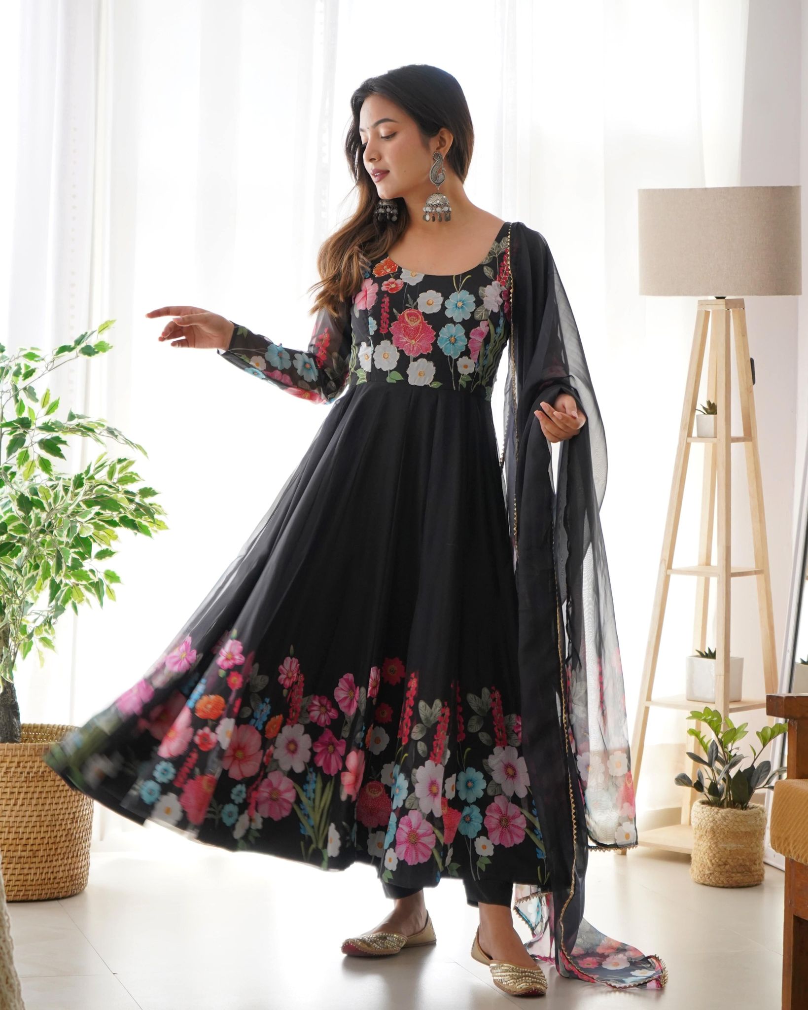 Timeless Floral Printed Organza Anarkali Suit Set – Perfect for the Festive and Wedding Season-xs
