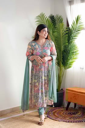 Mehera Green Floral Naira Cut Suit Set-XL