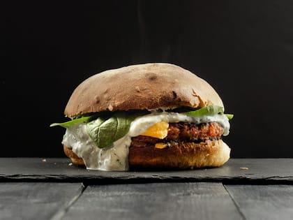 Paneer Tikka Burger
